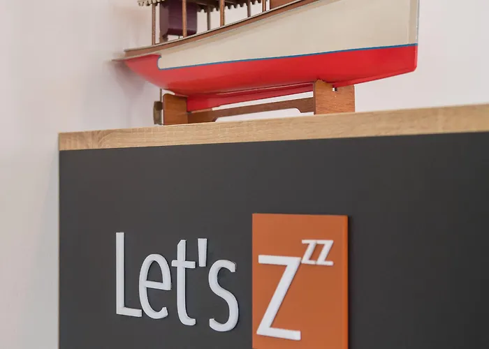 Let's Zzz Hotel 2*