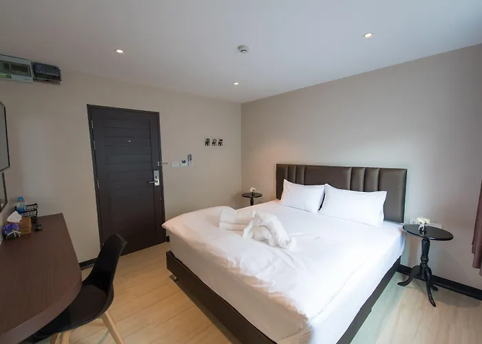 Let's Zzz Hotel 2*